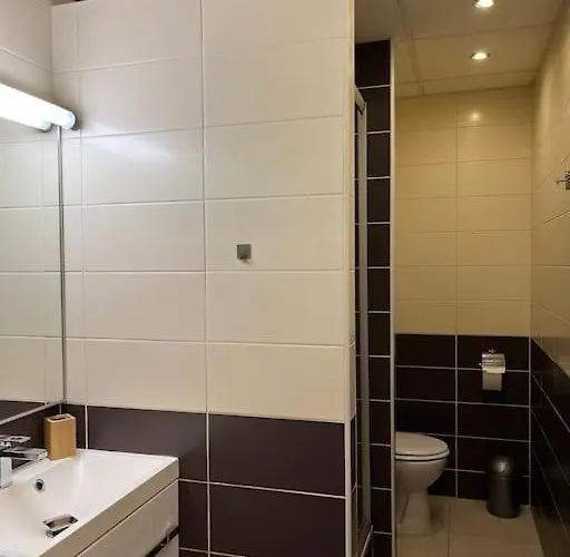 Utulny V Blizkosti Centra Apartament Koszyce